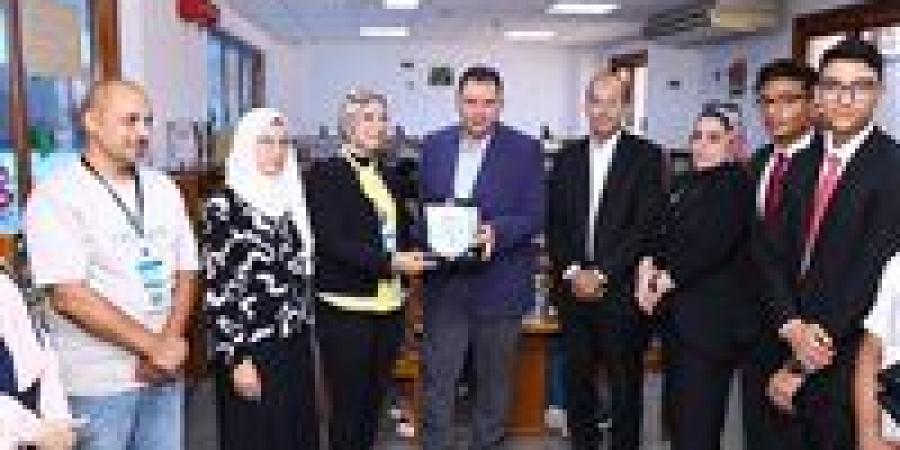 بالبلدي: بطولة
      الشطرنج
      بمكتبة
      مصر
      العامة
      تجمع
      مواهب
      دمياط
      تحت
      رعاية
      المحافظ
