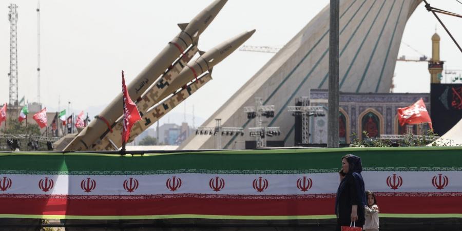 belbalady إيران: وفد عُماني يزور طهران لمناقشة حركة الملاحة في مضيق هرمز