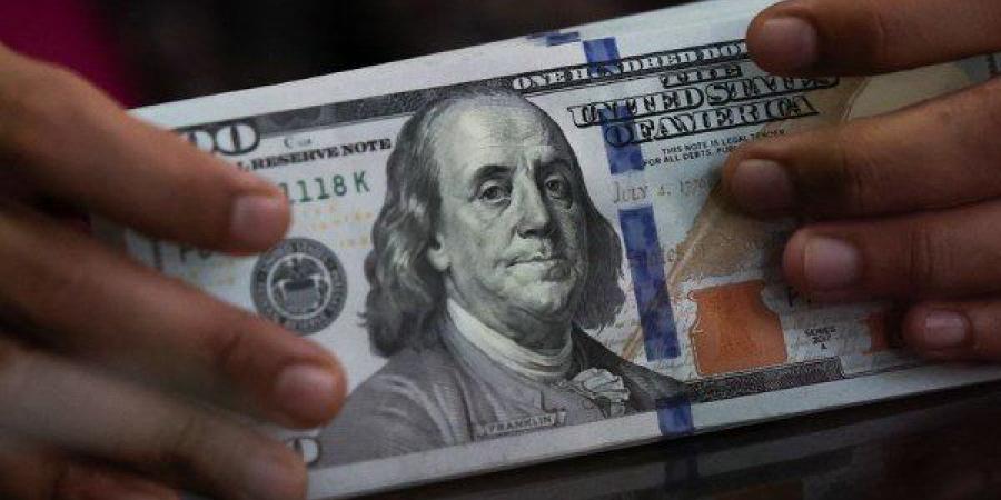 بالبلدي: استقرار
      سعر
      الدولار
      أمام
      الجنيه
      المصري
      اليوم
      السبت
      25
      يوليو
      2026
