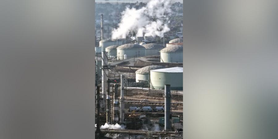 بالبلدي: الحوثيون يضغطون على البحر الأحمر.. وأسواق النفط تواجه أخطر تهديد منذ اندلاع حرب إيران
