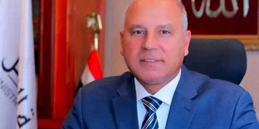 وزير
      النقل
      يتفقد
      جاهزية
      المرحلة
      الثانية
      من
      الأتوبيس
      الترددي
      BRT..
      16
      محطة
      جديدة
      لخدمة
      المواطنين
      حول
      القاهرة
      الكبرى