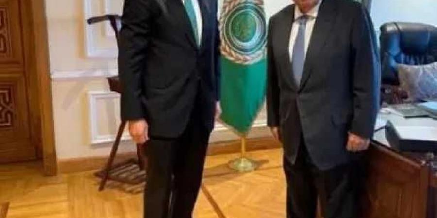 المجلس
      العربي
      للاختصاصات
      الصحية
      يبحث
      مع
      أمين
      جامعة
      الدول
      العربية
      تعزيز
      التعاون