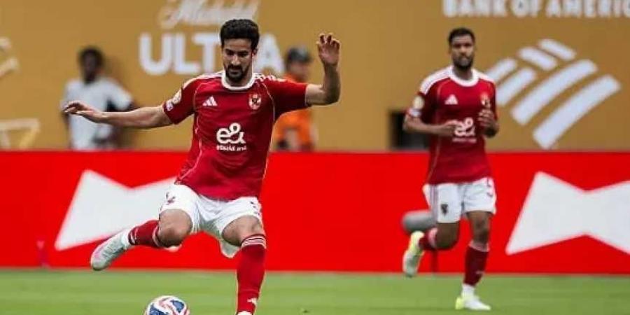 شرط
      وحيد
      لبقاء
      محمد
      علي
      بن
      رمضان
      في
      الأهلي
