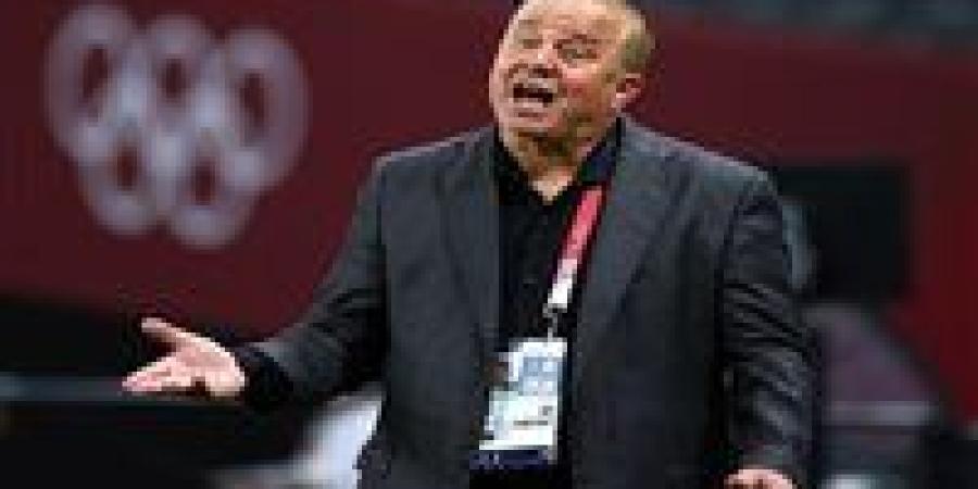 بالبلدي: هاني
      أبوريدة:
      هذه
      أسباب
      اختيار
      شوقي
      غريب
      وعصام
      عبد
      الفتاح