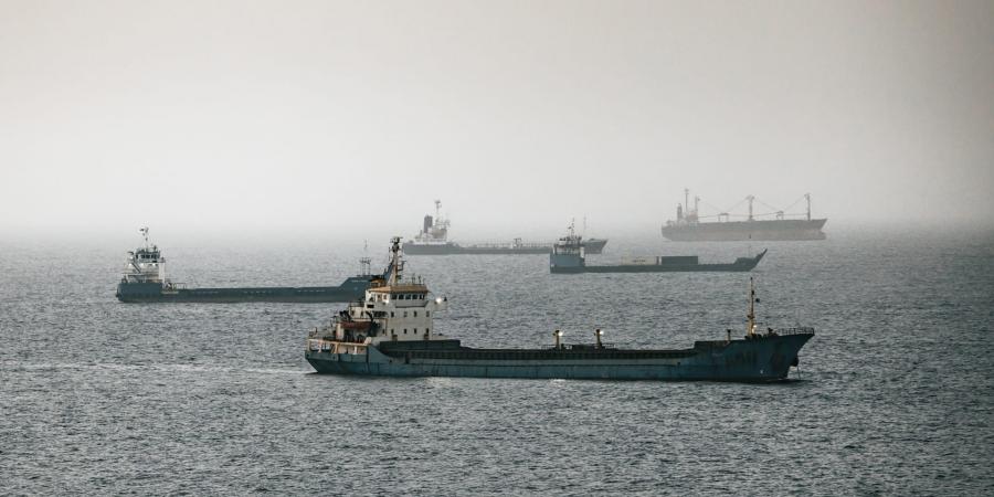 بالبلدي: ما يجب معرفته عن الحصار العسكري الأمريكي للموانئ الإيرانية