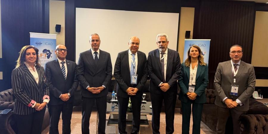 بالبلدي: وزير
      الطيران
      يعزز
      التعاون
      الدولي
      بسلسلة
      لقاءات
      ثنائية
      على
      هامش
      أسبوع
      إفريقيا
      والمحيط
      الهندي
      للطيران