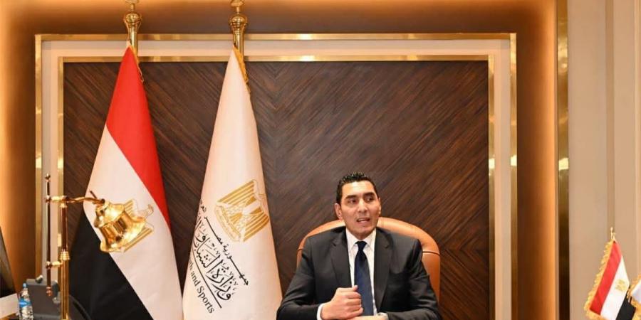 بالبلدي : وزيرا
      الرياضة
      والمالية
      يبحثان
      عددًا
      من
      الملفات
      المشتركة
      لدعم
      القطاع
      الرياضي