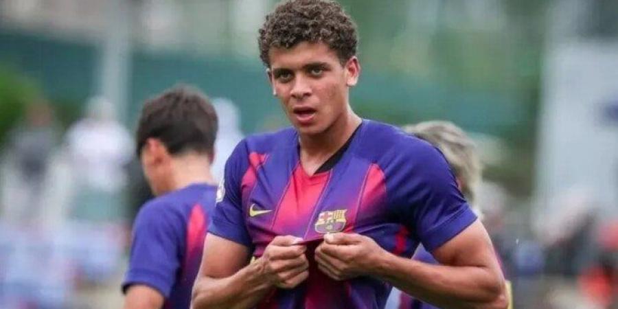 ماذا
      ينتظر
      حمزة
      عبد
      الكريم
      في
      برشلونة؟
      صحيفة
      إسبانية
      تجيب