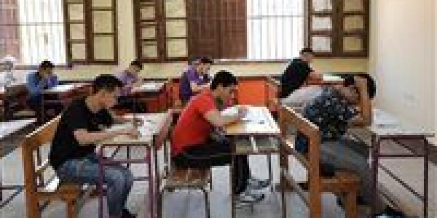 بالبلدي: نتيجة
      الثانوية
      العامة
      2026..
      أكثر
      من
      205
      آلاف
      طالب
      بين
      راسب
      ودور
      ثان