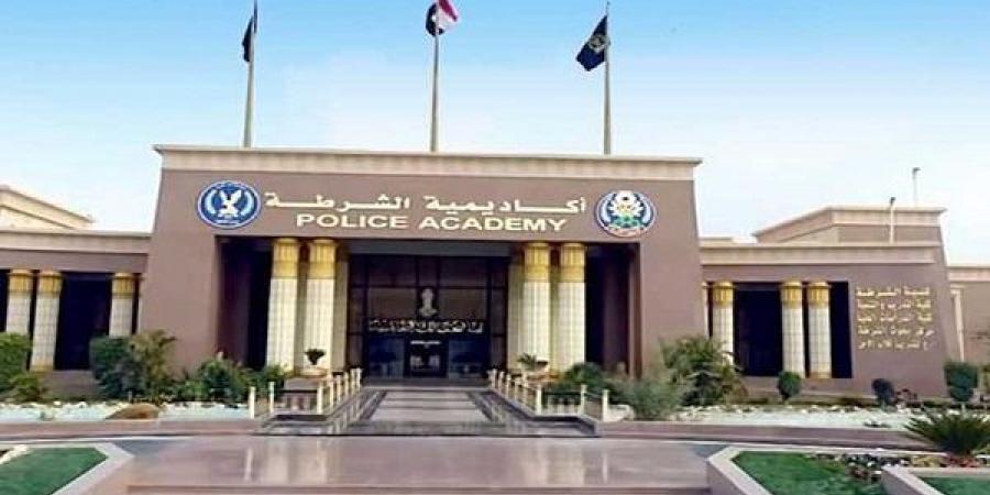 بالبلدي: التقديم
      في
      أكاديمية
      الشرطة
      2026
      يبدأ
      خلال
      ساعات..
      الشروط
      الكاملة
      وخطوات
      القبول
      ومراحل
      الاختبارات
      حتى
      كشف
      الهيئة