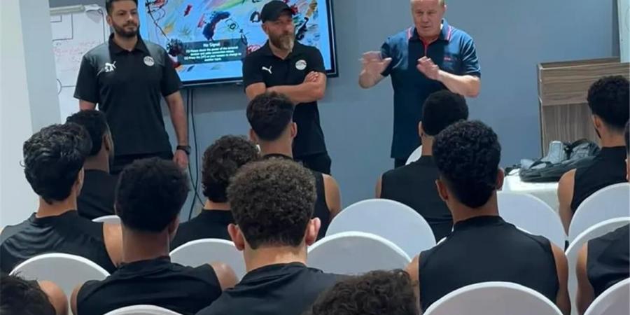 بالبلدي : شوقي
      غريب
      يوجه
      رسالة
      إلى
      لاعبي
      منتخب
      مصر
      للشباب