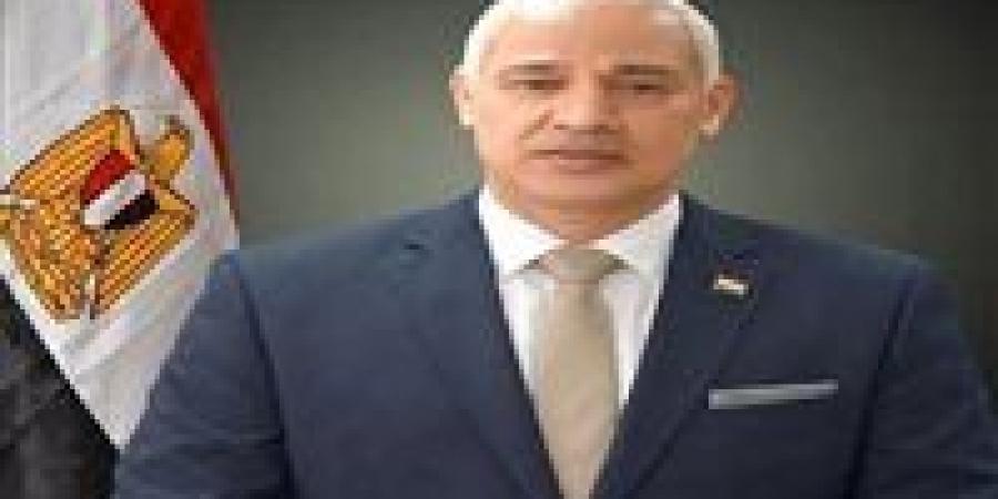 بالبلدي: بعد
      تسلمه
      مهام
      رئاسة
      جامعة
      أسيوط..
      من
      هو
      الدكتور
      أحمد
      عبدالمولى؟