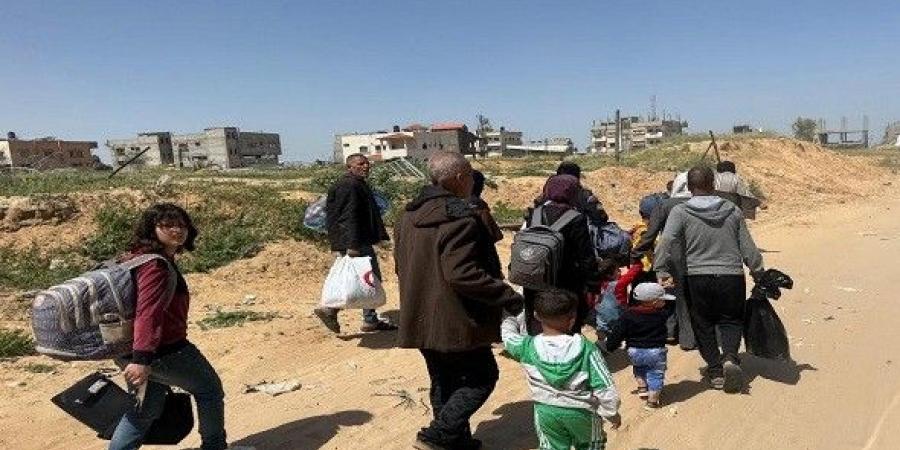 بالبلدي: إسرائيل
      تقيم
      حواجز
      جديدة
      داخل
      غزة
      وتتسبب
      في
      نزوح
      عائلات
      وسط
      استمرار
      معاناة
      النازحين
