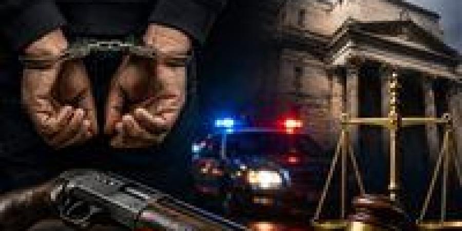 بالبلدي: إحالة
      عاطل
      للجنايات
      بتهم
      الاتجار
      في
      الهيروين
      وحيازة
      سلاح
      ناري