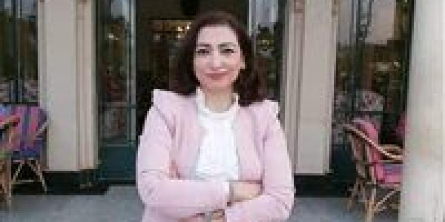 بالبلدي: "أمهات
      مصر"
      يوجه
      روشتة
      لطلاب
      الثانوية
      العامة
      قبل
      التنسيق:
      لا
      تجبروا
      أبناءكم
      على
      كلية
      لا
      يرغبونها