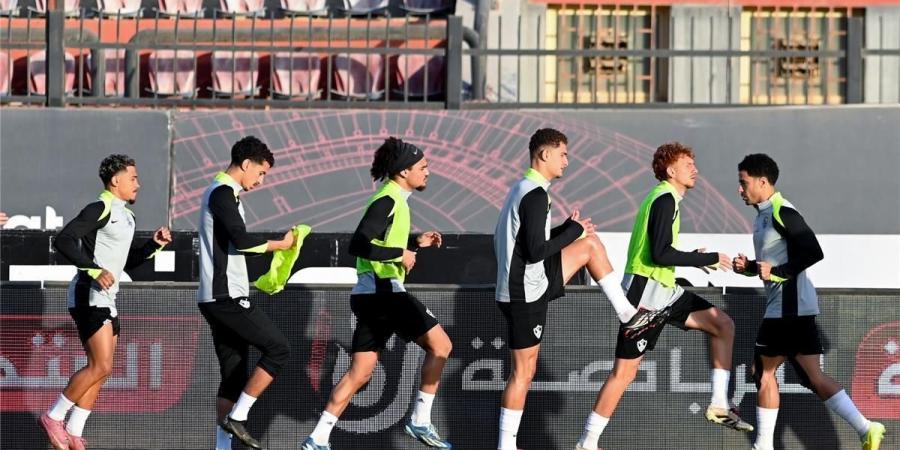 بالبلدي : مران
      الزمالك
      |
      برنامج
      تأهيلي
      مكثف
      للاعبين
      ومعتمد
      جمال
      يرفع
      الحمل
      البدني