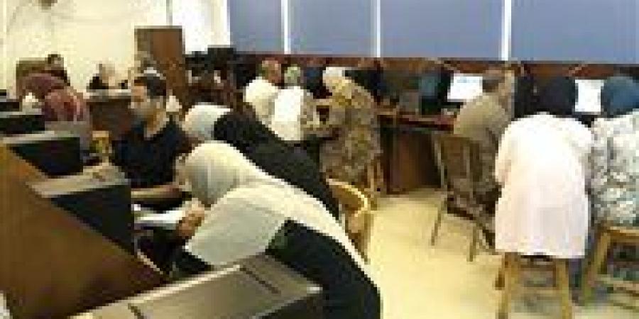 بالبلدي : كليات
      المرحلة
      الثالثة
      في
      تنسيق
      الجامعات
      2026..
      قائمة
      الفرص
      المتاحة