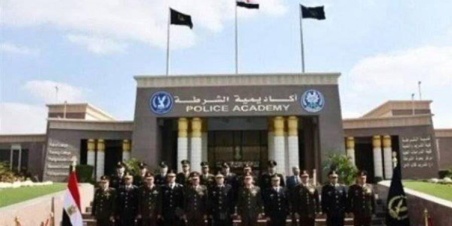 بالبلدي: كلية
      الشرطة
      2026-2027..
      التخصصات
      المطلوبة
      ومواعيد
      التقديم
      وشروط
      القبول