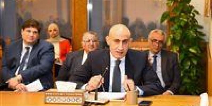 بالبلدي : قبل
      بدء
      الدراسة..
      وزير
      التعليم
      يلتقي
      12
      ألف
      مدير
      مدرسة
      الأحد
      المقبل