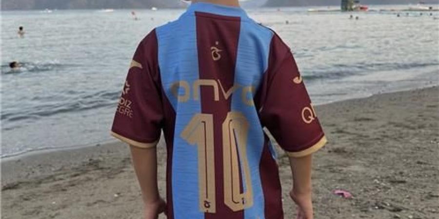 بالبلدي : لفتة
      رائعة
      من
      مشجع
      ليفربول
      تجاه
      محمد
      صلاح
      بعد
      انتقاله
      إلى
      طرابزون
      سبور