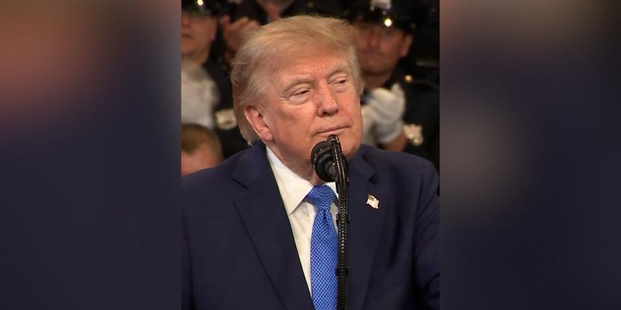 بالبلدي: ترامب: سأعلن مضيق هرمز أراضٍ أمريكية بعد هزيمة إيران