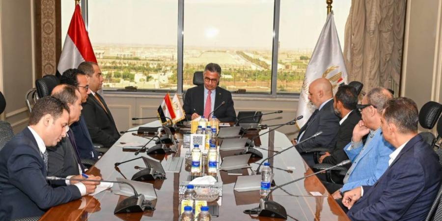بالبلدي : شعبة
      الذهب:
      استمرار
      التنسيق
      مع
      التموين
      ومصلحة
      الدمغة
      لتذليل
      أي
      معوقات
      أمام
      القطاع